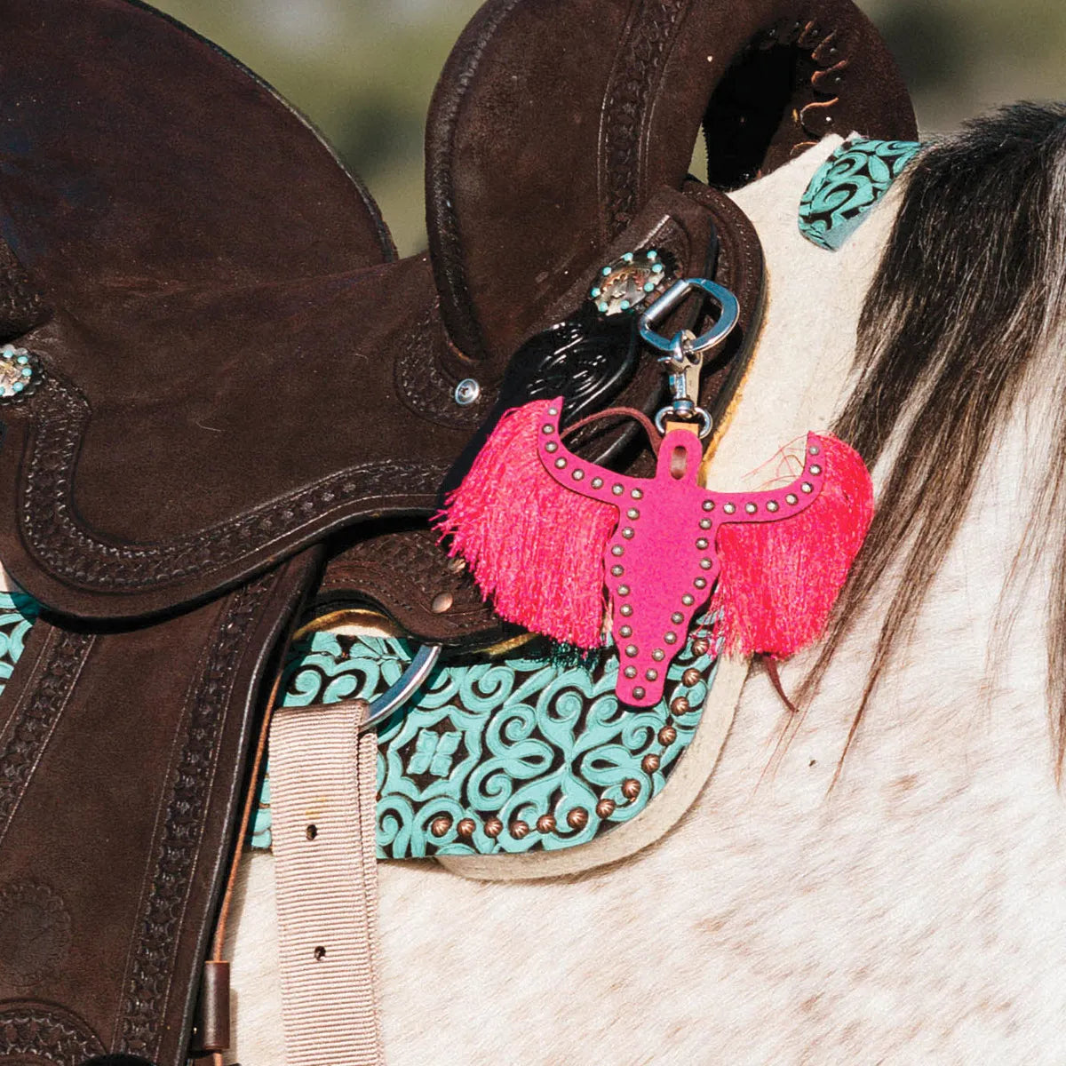 LEATHER CHARM-COWHEAD-PINK FRINGE